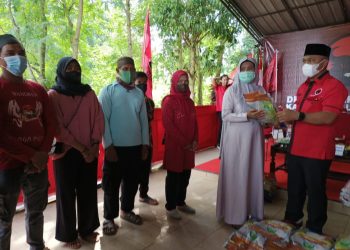 DPC PDI-P  Luwu Timur Gelar Donor Darah dan Bagi Sembako di HUT ke-49