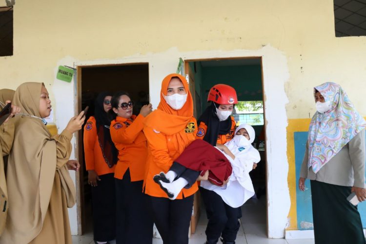 Melihat Sosialisasi  Mitigasi Bencana Bagi Kalangan Pelajar di Luwu Timur