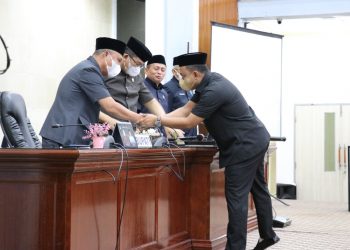 Tanggapan Beragam Fraksi-Fraksi di DPRD Perihal LKPJ Bupati Lutim