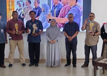 Toastmaster Meeting  Gagasan Bupati Budiman Dalam Peningkatan Kemampuan  Bahasa Inggris