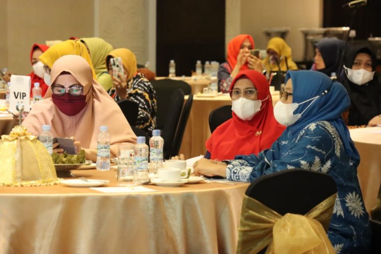 Ketua Dekranasda Lutim Hadiri Rapat Kerja Dekranasda Provinsi Sulawesi Selatan