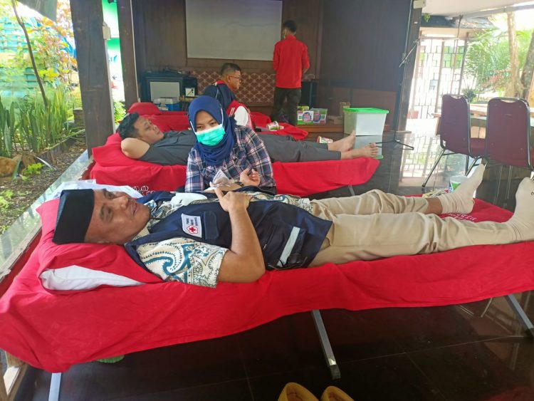 Peringati HBA, Kejaksaan Luwu Timur Gelar Donor Darah