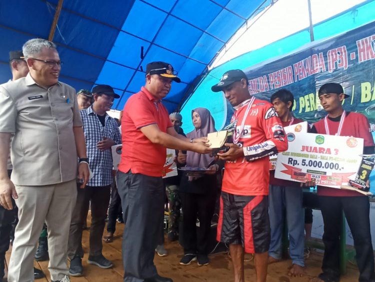 Kemeriahan Penutupan Lomba Bala-Bala di Towuti