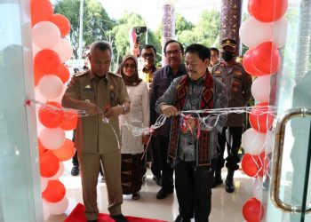 Kepala Perpustakaan Nasional  Resmikan Gedung Perpustakaan Luwu Timur