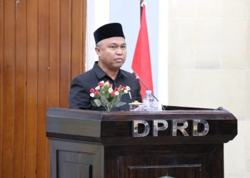 Bupati  Budiman Jawab  Pemandangan  Umum  Fraksi  DPRD  Perihal Ranperda  APBD -P 2022