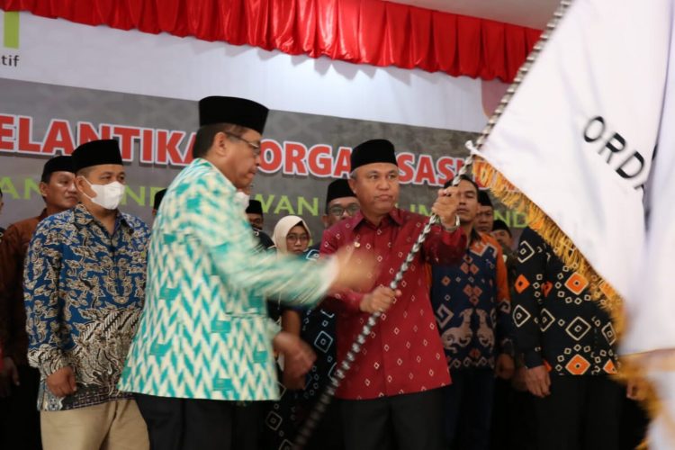 Bupati Budiman Dilantik Jadi Ketua Dewan  Penasihat ICMI Lutim