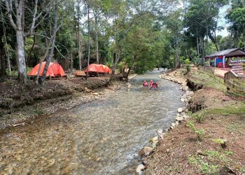 Jalan Rusak  Butuh Perhatian Pemerintah  Kembangkan Potensi Pariwisata Desa  Matano