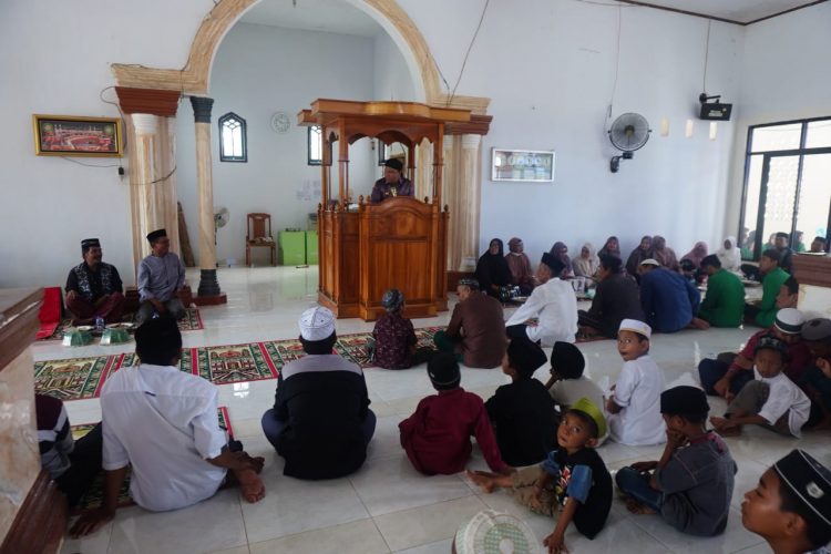 Maulid di Maramba, Bupati Budiman Paparkan Capaian Pembangunan Lutim
