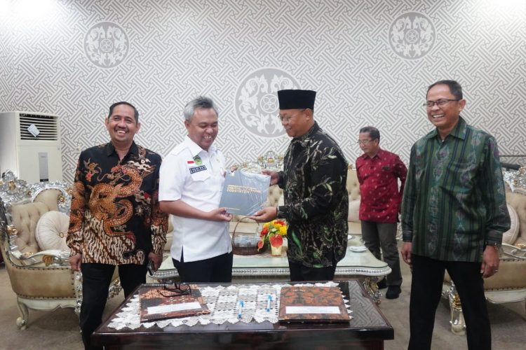 Pemkab Lutim- Universitas Terbuka Gagas Kerjasama