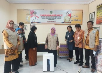 Dinas Perpustakaan dan Kearsipan  Lutim Musnahkan  2.000  Berkas  BKAD