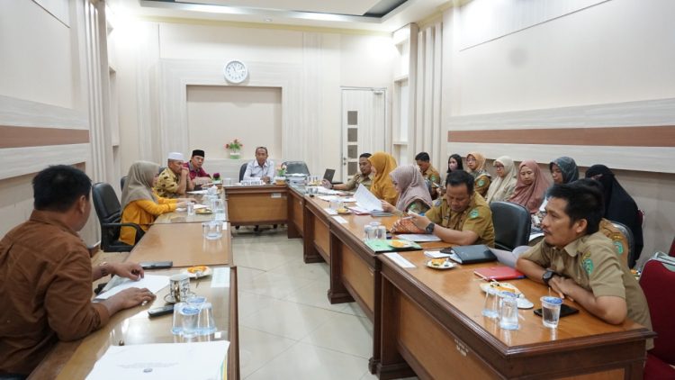 Komisi II Apresiasi Kinerja Bapenda Lutim Capai target PAD