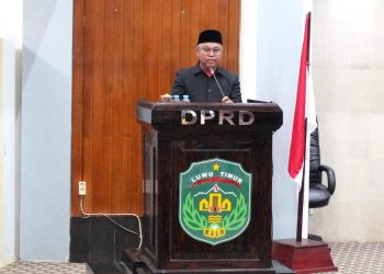 Budiman Jawab Pandangan Fraksi di DPRD Lutim Perihal  3 Ranperda