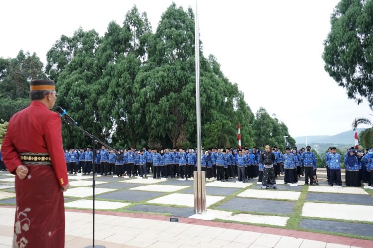 Sekda Lutim Bahri Suli, Pimpin Upacara Peringatan HUT RI ke-78 dan HKN