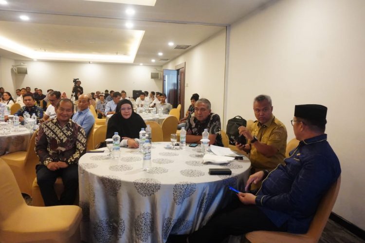 Bupati dan Ketua DPRD Lutim Ikuti FGD Membangun Skema Penyelesaian Konflik Tenurial dalam Wilayah PPKH Vale