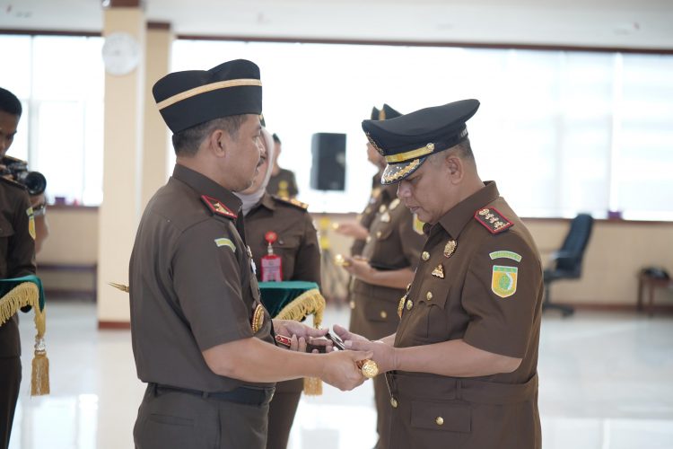 Budi Nugraha Resmi Jabat Kajari Lutim, Ini Profilnya