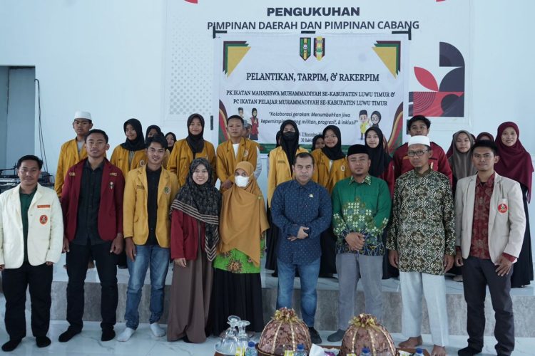 Pjs Bupati Lutim Resmikan Pelantikan PK IMM dan PC Ikatan Pelajar Muhammadiyah