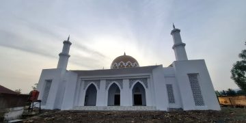 Gunakan APBN Rp 5,4 M, Pembangunan Islamic Center Mahalona Disorot Warga