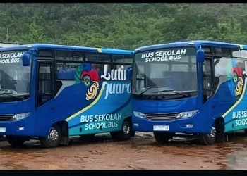 Di HUT Lutim ke-23, PT Vale Tunjukkan Kepedulian Salurkan Bantuan 4 Bus Sekolah