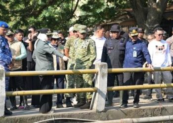 525 Personel Gabungan Bersihkan Kendari Sambut HUT TNI