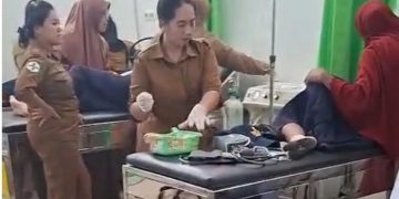Pelajar di Kabupaten Mamasa dirawat usai keracunan lauk MBG yang kurang matang