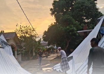Angin Kencang Terjang Mamuju Tujuh Rumah Warga Rusak