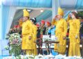 Suasana upacara peringatan HUT ke-62 Provinsi Sulawesi Utara di Manado, bertepatan dengan penyaluran Dana Bagi Hasil (DB