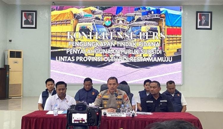 40 Ton Pupuk Subsidi dari Bone Digagalkan di Mamuju, Tujuh Orang Diperiksa