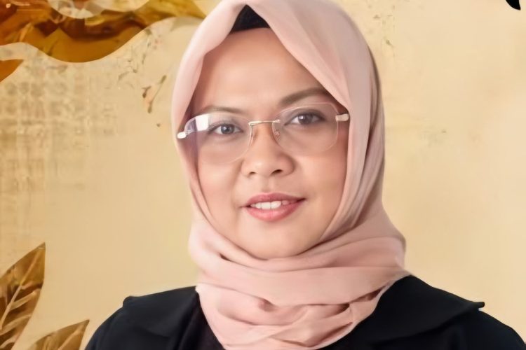 Presiden POSBI Erni Bajau Kamili yang menyoroti dugaan pungutan Rp50 juta terhadap nelayan Kendari