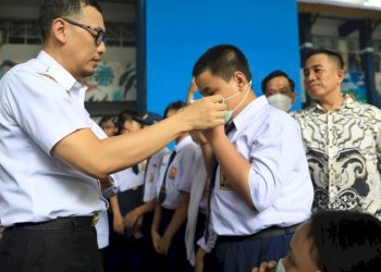 Makassar Waspadai Udara Sangat Tidak Sehat, Masker Dibagikan ke Sekolah