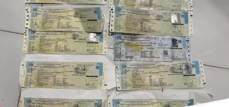 Foto: Polisi di Kendari membongkar sindikat pemalsuan dokumen negara, menangkap tiga pelaku. (dok. istimewa)