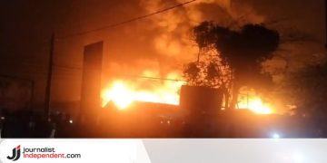Sakit Hati Digertak, Pasar Sentral Batu-batu Soppeng Ludes Dibakar