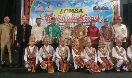 Tari Lulo dan Kreasi Pelajar SD-SMP Kendari Diadu di Panggung